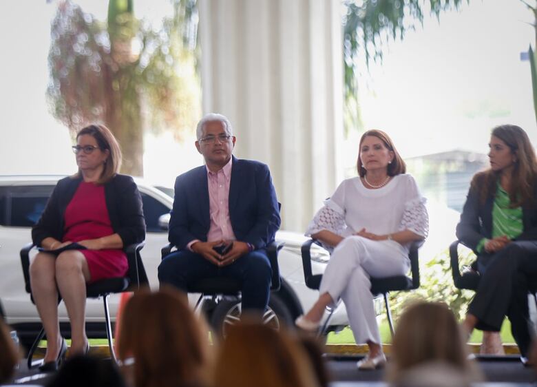 ‘No nos maten en vida, no les vamos a permitir que nos cuenteen’, le dicen los adultos mayores a los candidatos