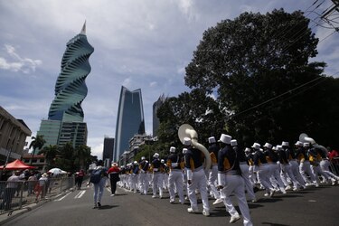 Coordinan acciones de seguridad para los actos y desfiles del 3 y 4 de noviembre en la capital