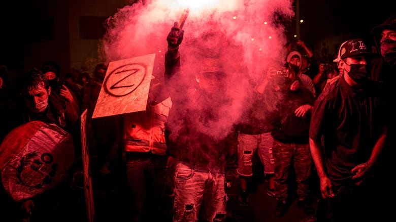 Protestas de la Generación Z en Perú: qué reclaman los jóvenes y otros grupos que se enfrentaron con la policía en el centro de Lima