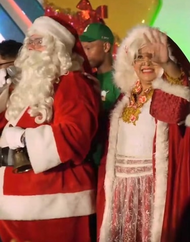 Magia navideña en Juan Díaz: comunidad celebra encendido del primer árbol