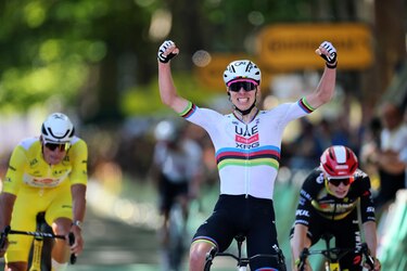 Pogacar: “Tener con este maillot en el Tour la centésima victoria es increíble”