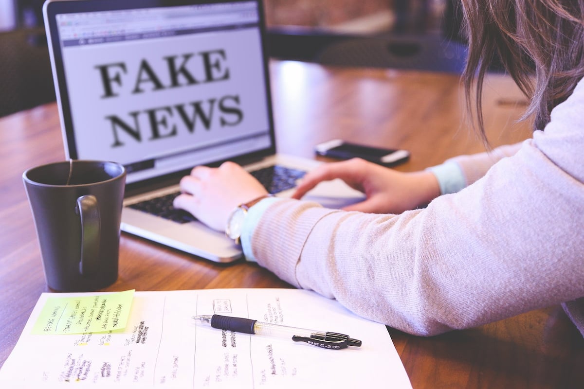 La 'fakecracia' nuestra de cada día
