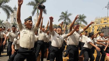 Festival del Cajón Peruano arranca con multitudinaria 'cajoneada' en Lima