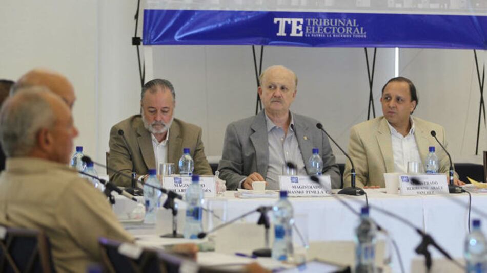 Comisión afina proyecto de reformas electorales antes de llevarlo a la Asamblea