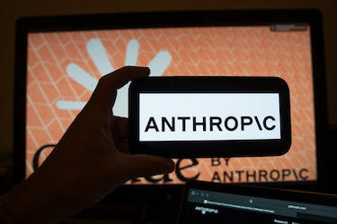 Anthropic suspende acceso a su modelo más avanzado por orden de seguridad nacional de Estados Unidos