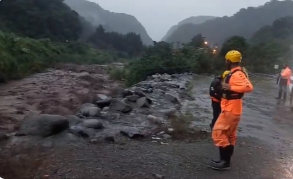 Tierras Altas en alerta: aumentan los niveles de los ríos y quebradas tras fuerte lluvia