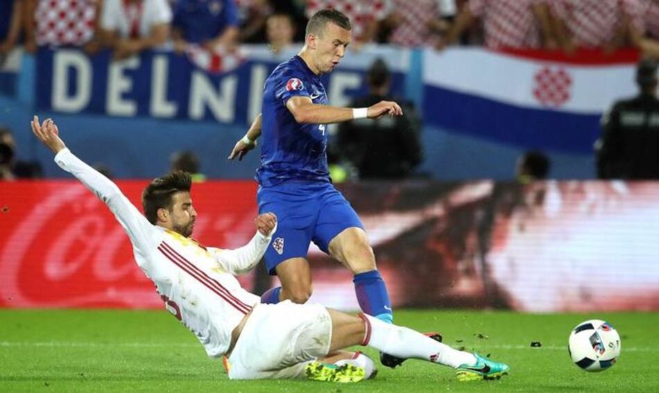 Croacia tumba a España y la condena a jugar contra Italia