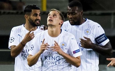 Leicester debuta en la Champions con victoria