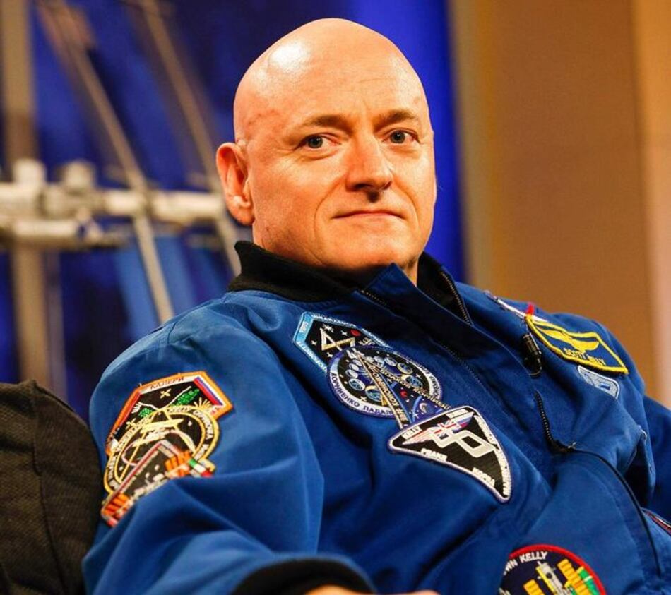 El astronauta Scott Kelly anuncia su retiro