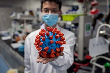 Un laboratorio chino produce ya una posible vacuna contra el coronavirus