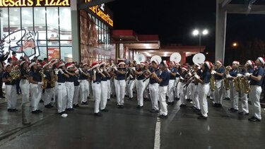 Banda musical La Primavera realiza vigilia; pide más apoyo para su participación en el Desfile de las Rosas 2023