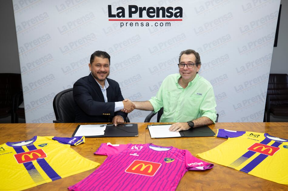 La Prensa se une al vuelo del Fénix: nuevo patrocinio impulsa al Chorrillo FC