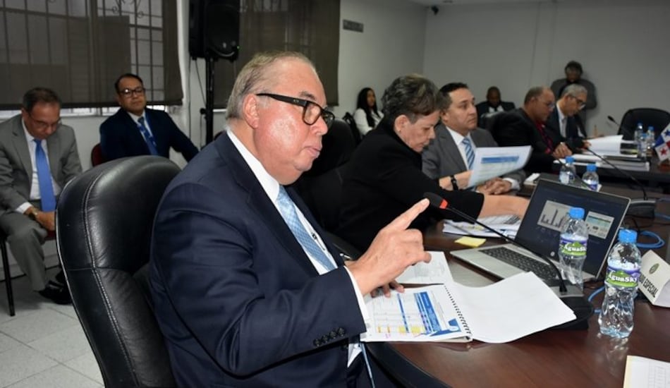 Cuatro años de agonía laboral y aumento de jubilados en medio de la crisis de pensiones; un cóctel peligroso