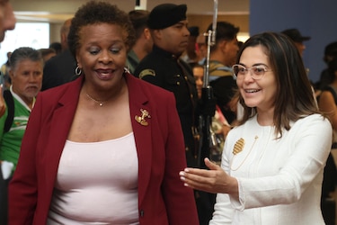 La presidenta de Barbados y el vicepresidente de El Salvador ya están en Panamá para la asunción de Mulino