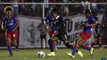 Tauro FC se llevó la victoria en el primer clásico femenino sobre el Plaza