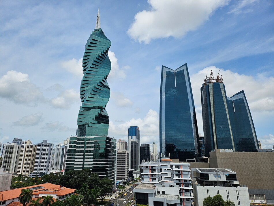 Disciplina fiscal y contención del gasto evitará una pérdida del grado de inversión