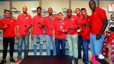 Kicks apoya a la Selección Nacional de baloncesto
