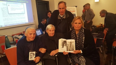 El papa se reúne con familiares de desaparecidos de la dictadura argentina