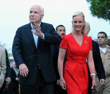 Muere el senador republicano John McCain tras batalla contra el cáncer