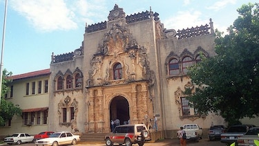 Presentan libro sobre la Escuela Normal Juan Demóstenes Arosemena