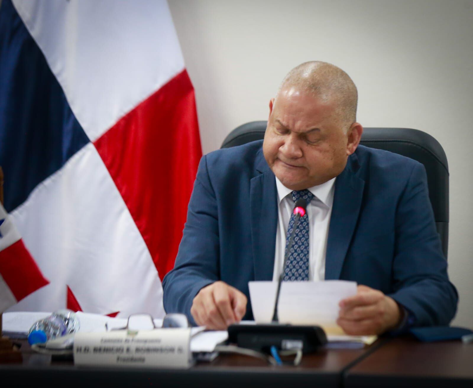 Benicio Robinson preside la Comisión de Presupuesto de la Asamblea Nacional. LP Isaac Ortega